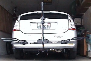 Tray-type bike rack on Prius